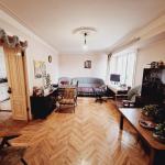 2-3 for sale on Baghramyan street, near the English school one-room apartment