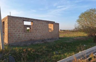 Near Zvartnots airport, 2000 square meters of land for urgent sale